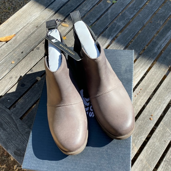 NWT Sorel Emelie Chelsea Boot - Picture 9 of 14